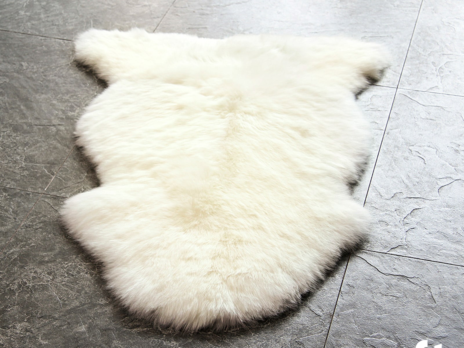 Ivory Sheepskin Rug